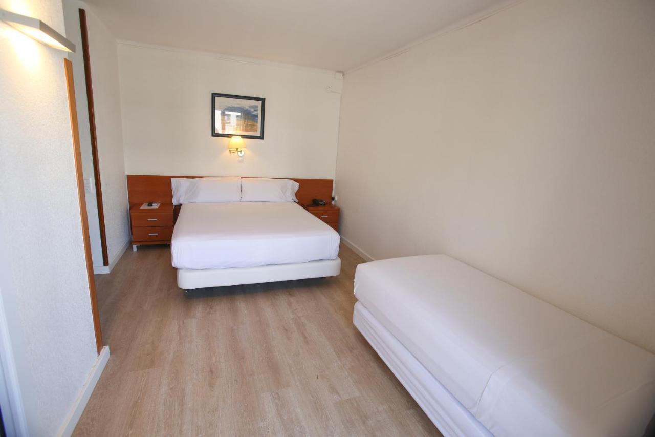 Solvi Hotel - Adults Only Виланова-и-ла-Желтру Екстериор снимка