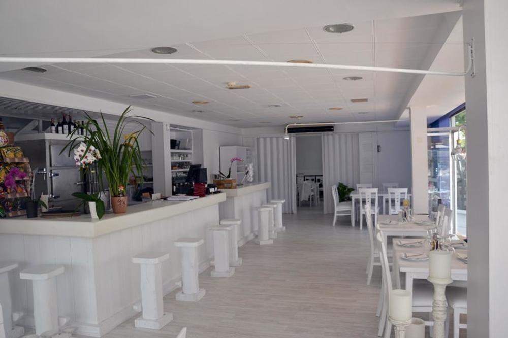 Solvi Hotel - Adults Only Виланова-и-ла-Желтру Екстериор снимка