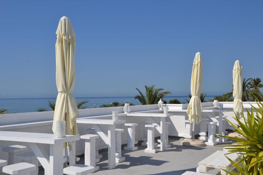 Solvi Hotel - Adults Only Виланова-и-ла-Желтру Екстериор снимка