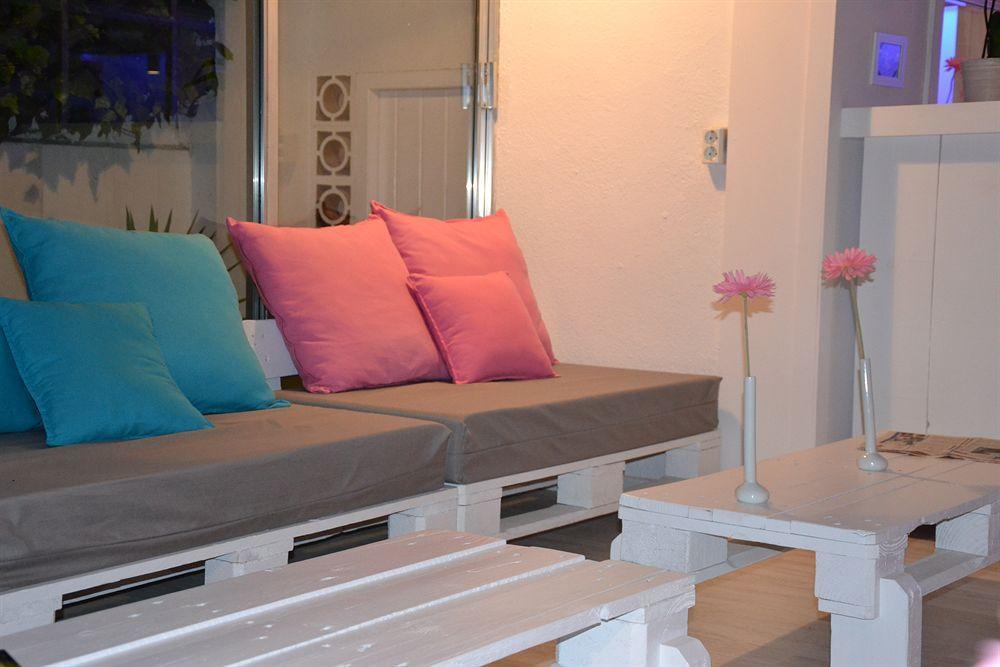 Solvi Hotel - Adults Only Виланова-и-ла-Желтру Екстериор снимка
