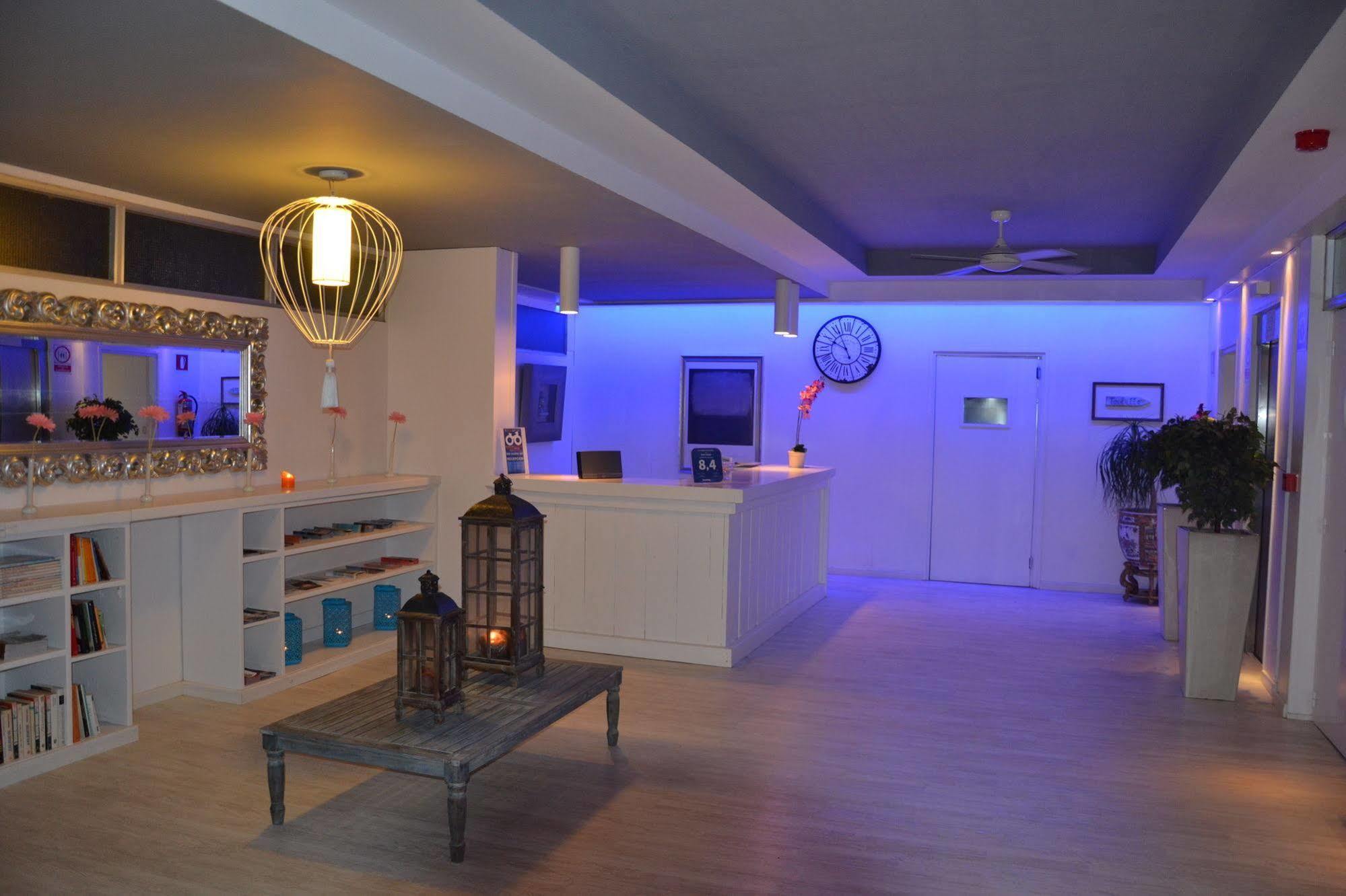 Solvi Hotel - Adults Only Виланова-и-ла-Желтру Екстериор снимка