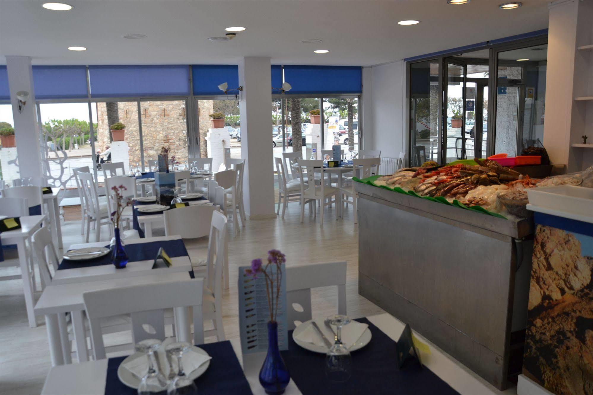 Solvi Hotel - Adults Only Виланова-и-ла-Желтру Екстериор снимка
